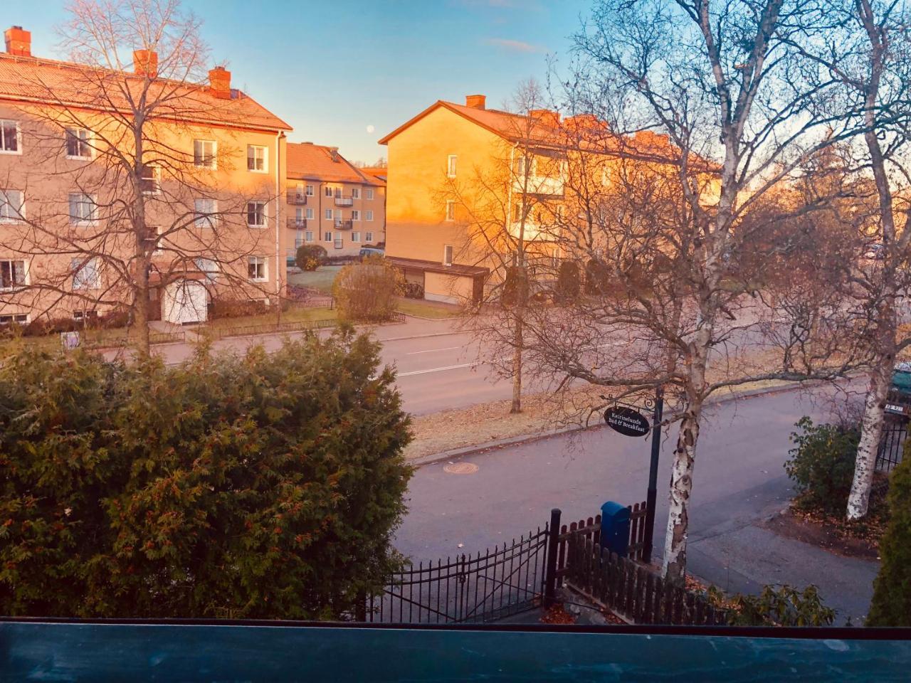 Katrinelunds Bed & Breakfast Vasteras Exterior photo